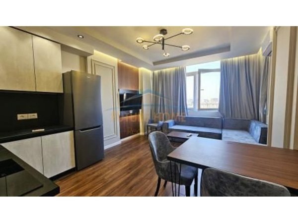 Tirane, shitet apartament 1+1+Ballkon Kati 6, 120.000 € (Bulevardi Zhan Dark)