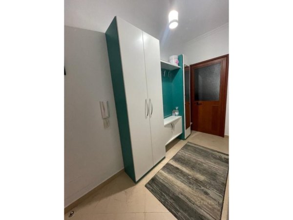 Tirane, jap me qera apartament 1+1 Kati 7, 75 m² 500 € 