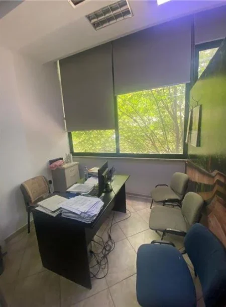 Tirane, shitet ambjent biznesi Kati 1, 47 m² 139.000 € (Frederik Shiroka)