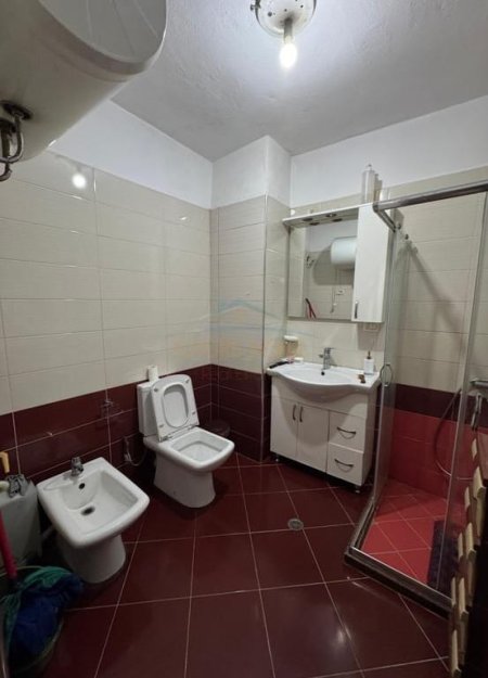Tirane, shitet apartament 2+1+Ballkon Kati 7, 120 m² 140.000 €