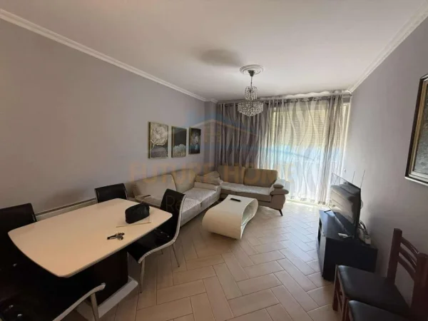 0683487469 Tirane, jepet me qera apartament 2+1 Kati 5, 112 m² 500 € (Prane Rotondos , Astir)