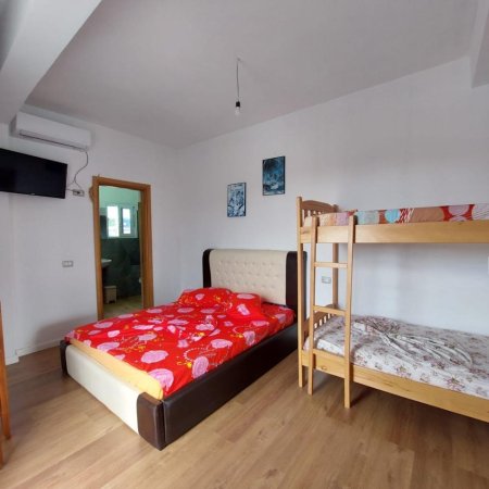 Vlore, jepet me qera vetem 1 dhome 1+1 Kati 2, 35 m² 36 € (Rruga andrea varfi vlore lagja nje maj)