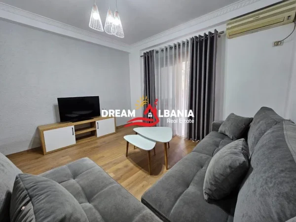 Tirane, shitet apartament 1+1 Kati 2, 75 m² 148.000 € (21 Dhjetori)
