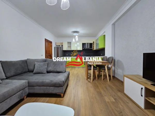 Tirane, shitet apartament 1+1 Kati 2, 75 m² 148.000 € (21 Dhjetori)