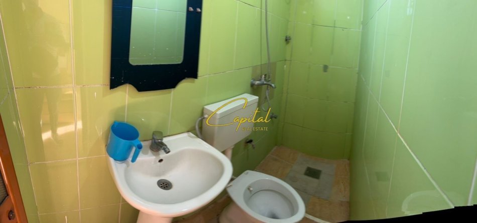 Tirane, jepet me qera apartament 1+1 Kati 1, 45 m² 300 € (RRUGA JORDAN MISJA)