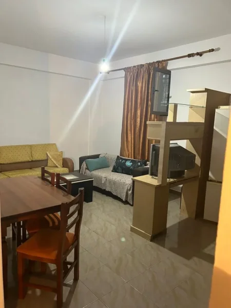 Tirane, jepet me qera apartament 1+1 Kati 1, 67 m² 260 € (Yzberisht)