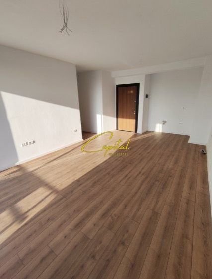 Tirane, shitet apartament 1+1 Kati 4, 63 m² 83.000 € (FRESKU)