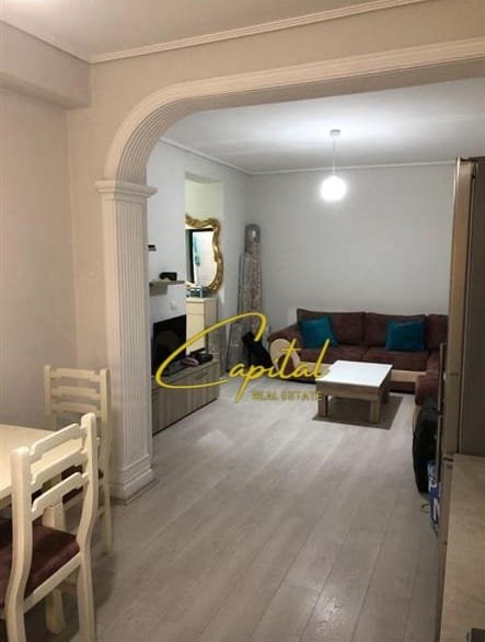 Tirane, jepet me qera apartament 1+1 Kati 3, 500 m² 500 € (21 DHJETORI)