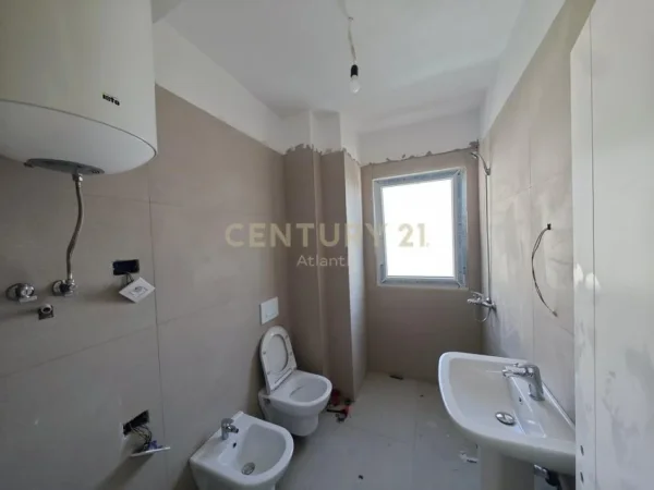 Durres, shitet apartament 1+1 Kati 2, 81 m² 113.680 € (GOLEM)