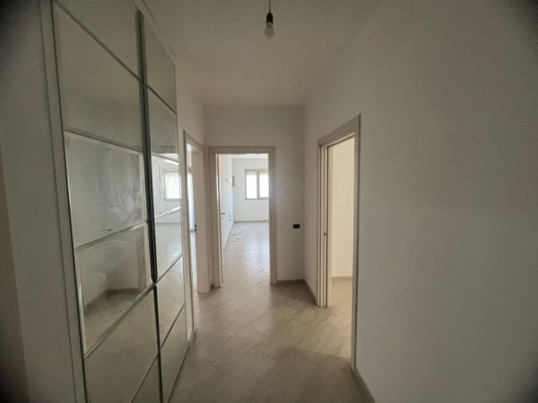 Durres, shitet apartament+verande | Penthouse 2+1+Ballkon Kati 3, 155.000 € (Qender Durres)