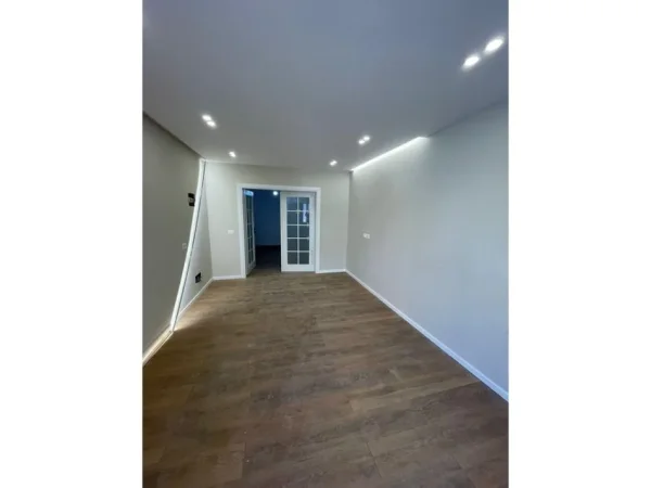 Tirane, shitet apartament 1+1 Kati 1, 46 m² 120.000 € 