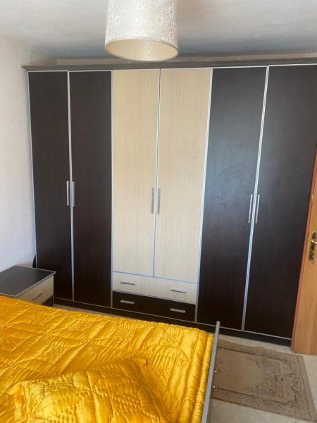 Tirane, Jepet me qera apartament 2+1 ne Brryl  Kati 6, 70 m² 500 € ( JEPET ME QERA APARTAMENT 2+1 – BRRYL, PËRBALLË MATERNITETIT TË RI )