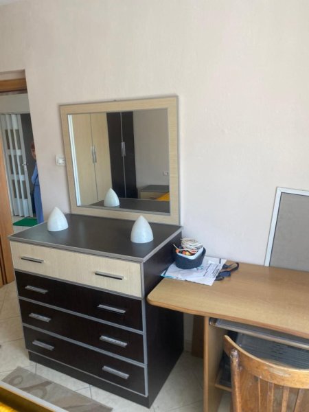 Tirane, Jepet me qera apartament 2+1 ne Brryl  Kati 6, 70 m² 500 € ( JEPET ME QERA APARTAMENT 2+1 – BRRYL, PËRBALLË MATERNITETIT TË RI )