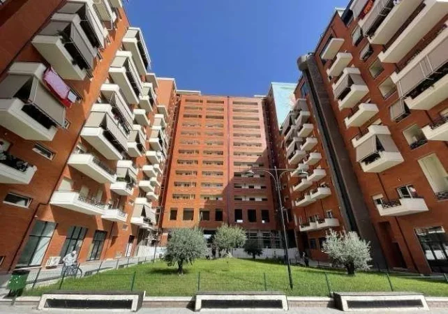 Tirane, jepet me qera apartament 1+1 Kati 8, 71 m² 500 € (GOLDEN PARK 3)