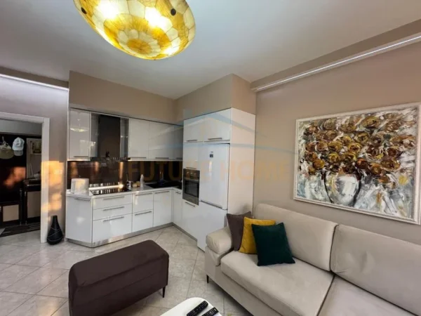 Qerret, shitet apartament 1+1+Ballkon Kati 2, 70 m² 167.000 € 