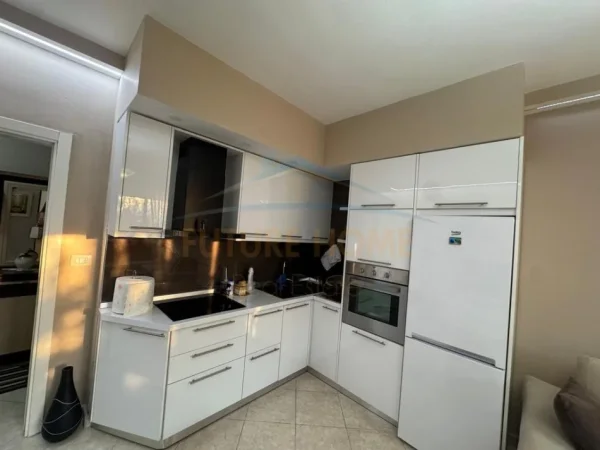 Qerret, shitet apartament 1+1+Ballkon Kati 2, 70 m² 167.000 € 