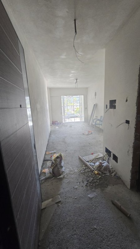 Mali Robit, shitet apartament 1+1+Aneks+Ballkon Kati 1, 89.000 € 