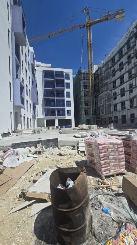 Mali Robit, shitet apartament 1+1+Aneks+Ballkon Kati 1, 89.000 € 