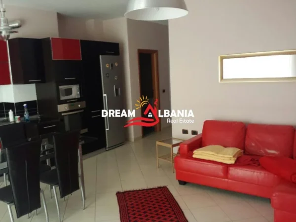 Tirane, jepet me qera apartament 2+1+Ballkon Kati 2, 100 m² 600 € (tek Kodra e Diellit)