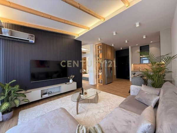 Tirane, shitet apartament 2+1 Kati 9, 82 m² 143.500 € (Rr.Aleksandri i Madh)