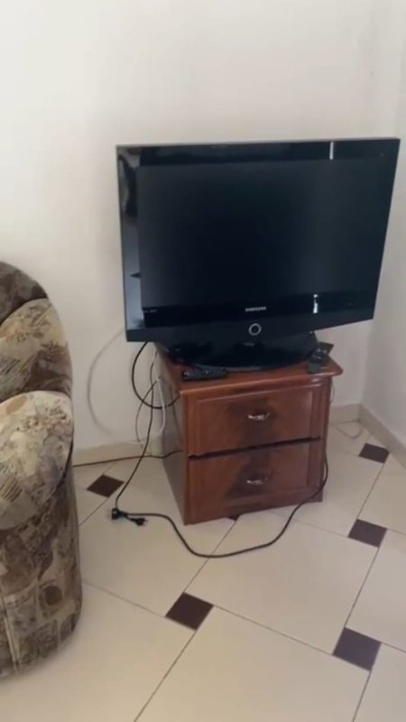 Tirane, jepet me qera Vile 1+1 Kati 0, 60 m² 300 € (JEPET ME QERA HYRJE 1+1 E MOBILUAR NE SHTEPI PRIVATE NE LAPRAKE.)