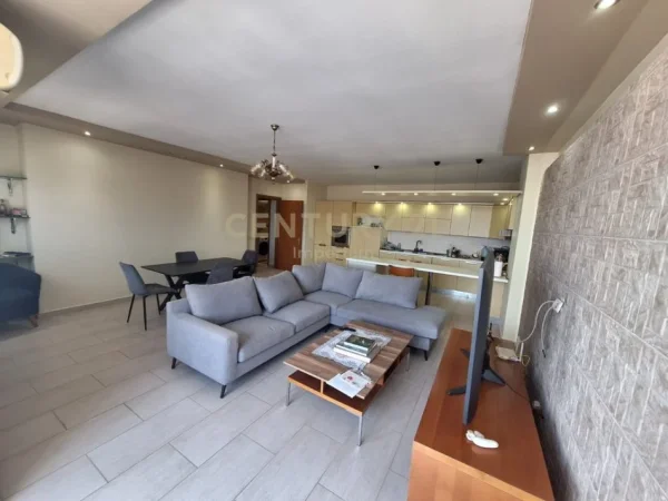 Tirane, shitet apartament 2+1 Kati 8, 130 m² 150.000 € (Misto Mame)