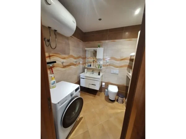 Tirane, shitet apartament 2+1 Kati 8, 130 m² 150.000 € (Misto Mame)