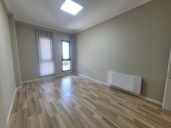 Tirane, shitet apartament 2+1 Kati 4, 110 m² 285.999 € (SQUARE 21)