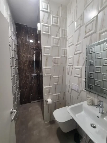 Tirane, shitet apartament 2+1 Kati 4, 110 m² 285.999 € (SQUARE 21)