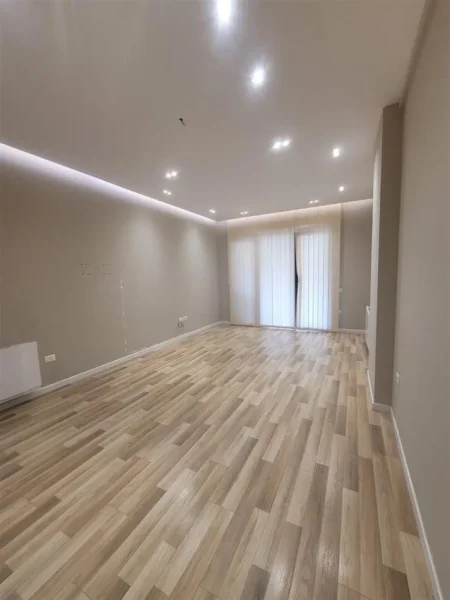 Tirane, shitet apartament 2+1 Kati 4, 110 m² 285.999 € (SQUARE 21)