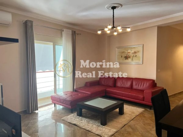 Tirane, jepet me qera apartament 2+1 Kati 3, 120 m² 850 € (Liqeni Thate)