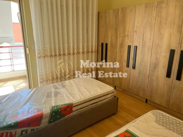 Tirane, jepet me qera apartament 2+1 Kati 3, 120 m² 850 € (Liqeni Thate)