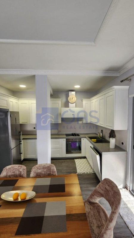 Tirane, jepet me qera apartament 3+1+Aneks+Ballkon Kati 6, 275 m² 1.500 € (liqeni, Tirane)