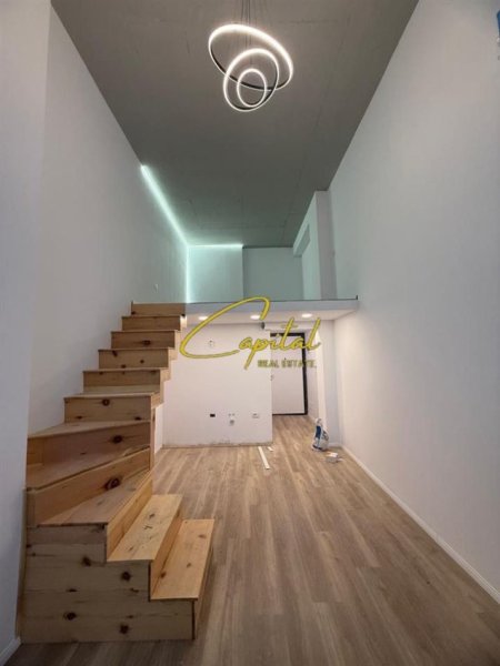 Tirane, jepet me qera zyre Kati 0, 450 m² 450 € (SPOTALI AMERIKAN 3)