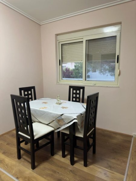 Gjiri Lalezit | kompleksi Lura1, jepet me qera apartament ne plazh 2+1+Ballkon Kati 2, 90 m² 80 € (Gjiri Lalzit Kompleksi Lura1)