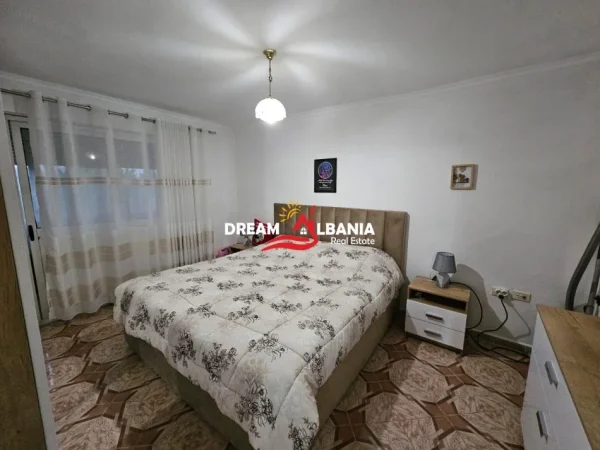 Tirane, shitet apartament 2+1+Ballkon Kati 5, 71 m² 145.000 € (Brryli, perballe Maternitetit te Ri)