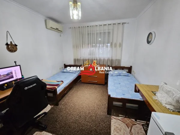 Tirane, shitet apartament 2+1+Ballkon Kati 5, 71 m² 145.000 € (Brryli, perballe Maternitetit te Ri)