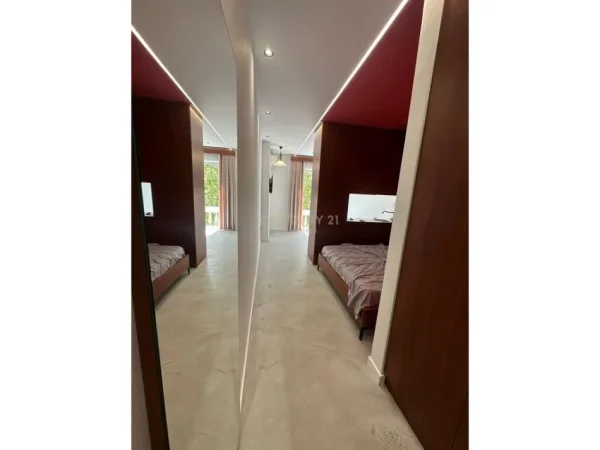 Tirane, shitet apartament Kati 5, 74 m² 217.000 € 