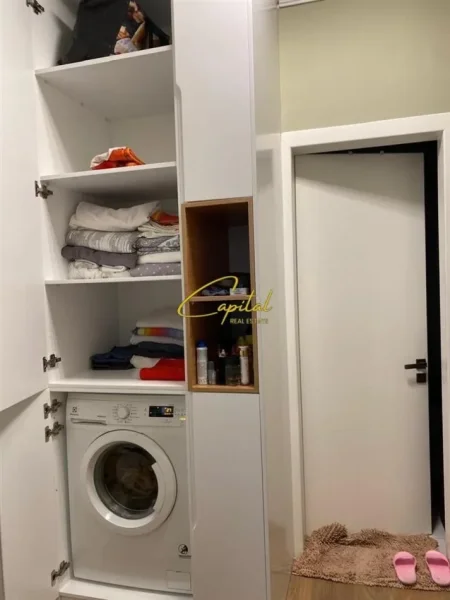 Tirane, jepet me qera apartament 2+1 Kati 6, 95 m² 550 € (YZBERISHT)