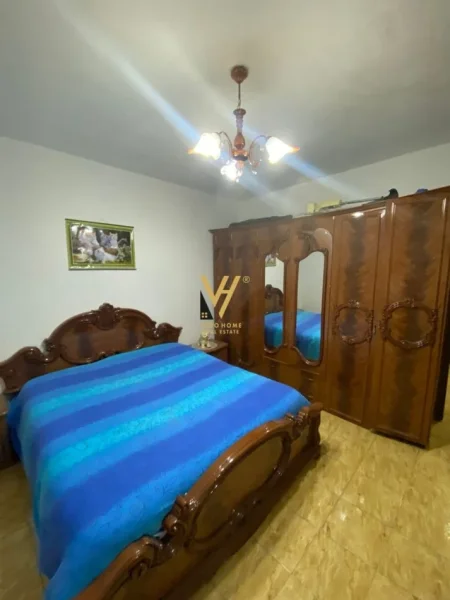 Tirane, jepet me qera apartament 2+1+Ballkon Kati 3, 90 m² 500 € (DON BOSCO)