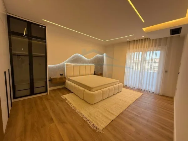 Tirane, shitet apartament 2+1 Kati 3, 110 m² (RRUGA E KOSOVAREVE)