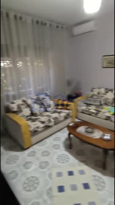 Tirane, jepet me qera apartament 1+1 Kati 1, 55 m² 420 € (Rruga Rreli)