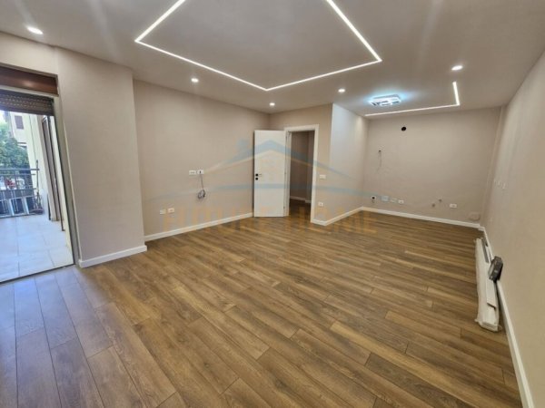 Durres, shitet apartament 2+1+Ballkon Kati 2, 110 m² 160.000 € 