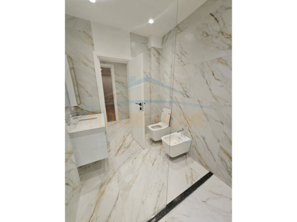 Durres, shitet apartament 2+1+Ballkon Kati 2, 110 m² 160.000 € 