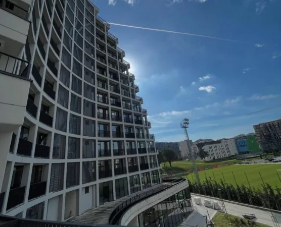 Tirane, jepet me qera ambjent biznesi Kati 0, 400 m² 8.000 €