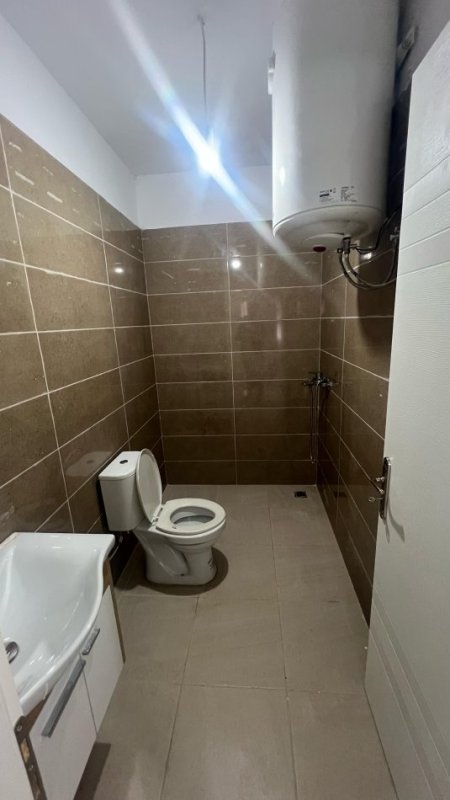 Tirane, jepet me qera apartament 1+1+Aneks Kati 6, 60 m² 320 € (Fresk prane Ana market)