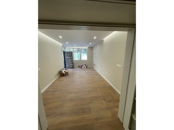 Tirane, shitet apartament 1+1 Kati 1, 43 m² 120.000 € 