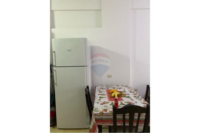 Tirane, jepet me qera apartament 1+1 Kati 2, 65 m² 500 € (Rruga Don Bosko)