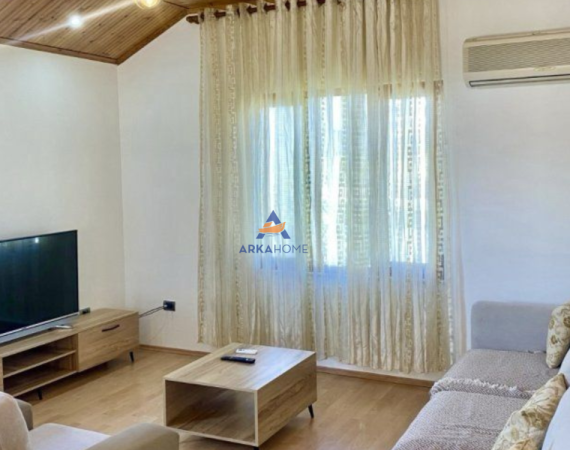 Tirane, jepet me qera apartament 2+1+Ballkon Kati 3, 100 m² 561 € (PRANE ZOJËS SE KËSHILLIT TË MIRË)
