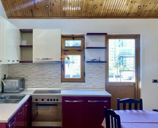 Tirane, jepet me qera apartament 2+1+Ballkon Kati 3, 100 m² 561 € (PRANE ZOJËS SE KËSHILLIT TË MIRË)